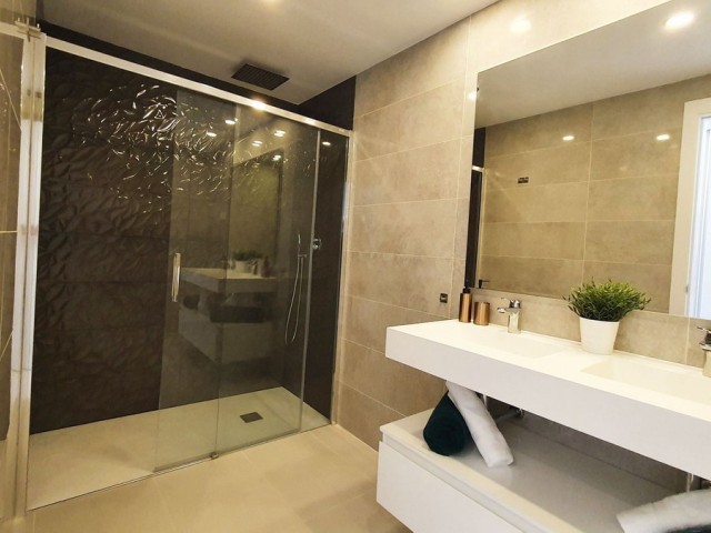 2 Slaapkamer Appartement in Bel Air