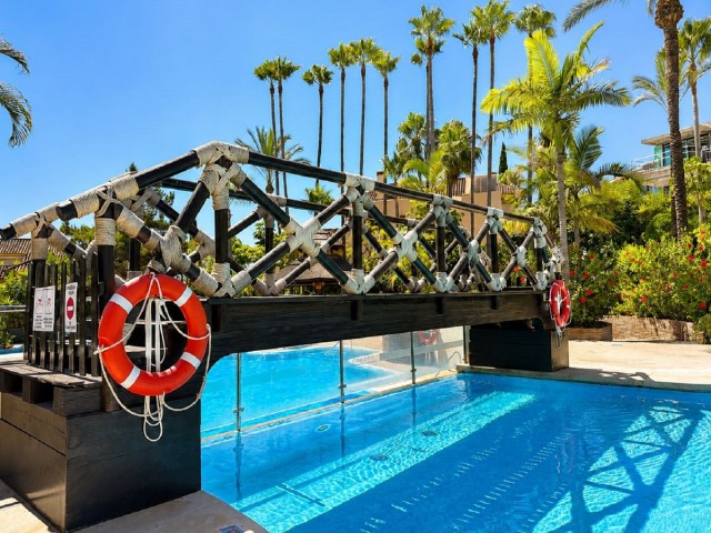 Huoneisto, Rio Real, R5245546
