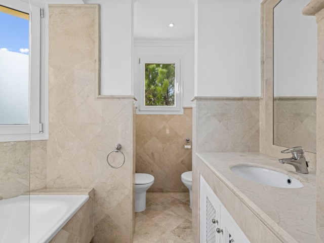 Penthouse in Casares Playa