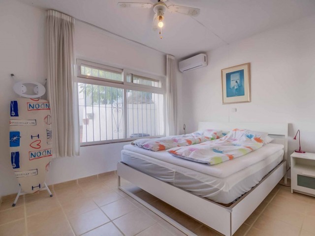 Villa avec 4 Chambres  à Sierrezuela