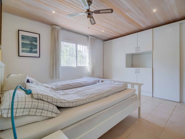 Villa avec 4 Chambres  à Sierrezuela