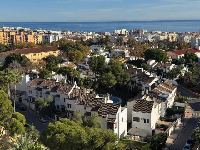 4 Bedrooms Townhouse in Marbella