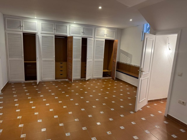 4 Bedrooms Townhouse in Marbella