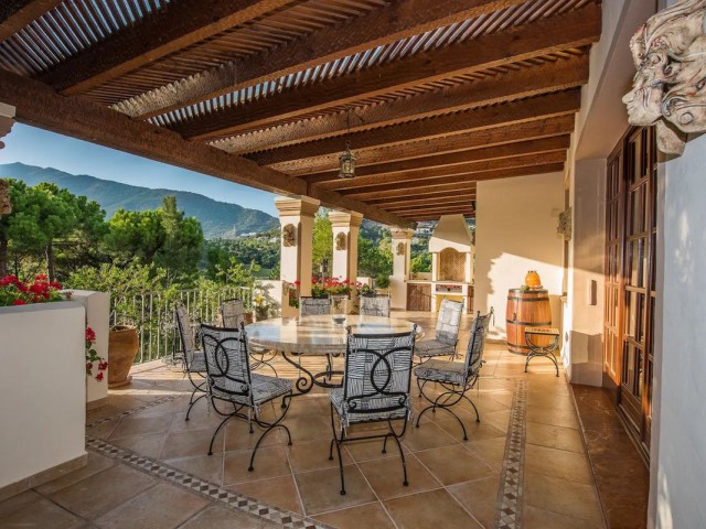 8 Soveroms Villa i La Zagaleta