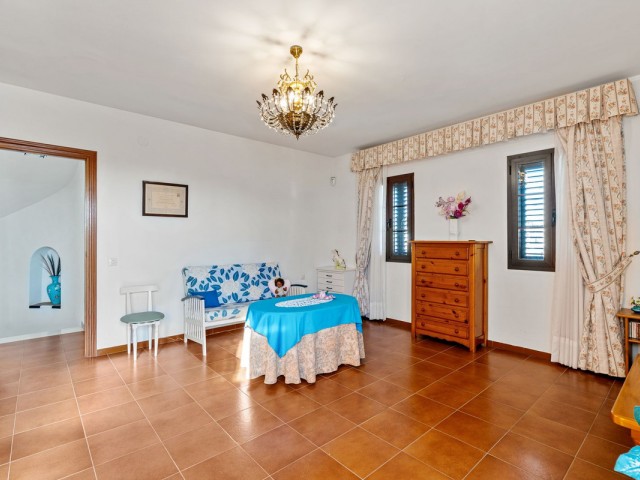 5 Bedrooms Villa in Arroyo de la Miel