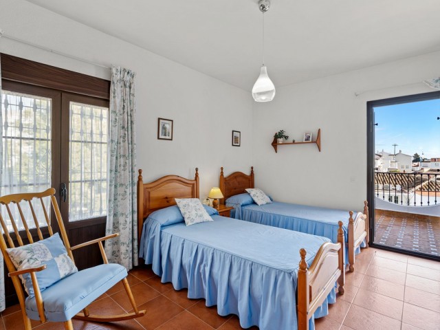 5 Bedrooms Villa in Arroyo de la Miel