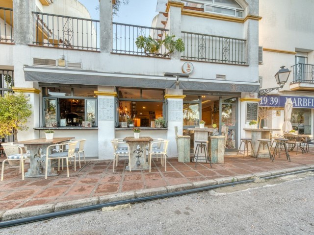 Commercial in San Pedro de Alcántara