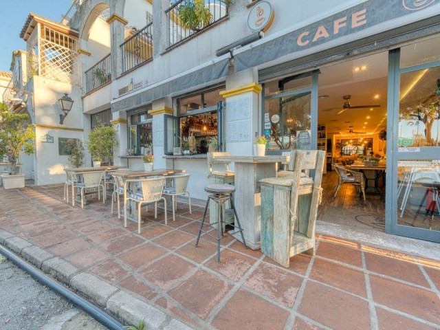 Commercial in San Pedro de Alcántara