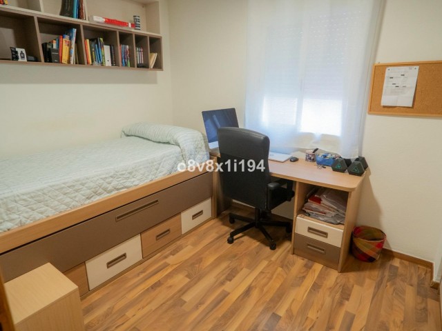 Appartement avec 4 Chambres  à Málaga