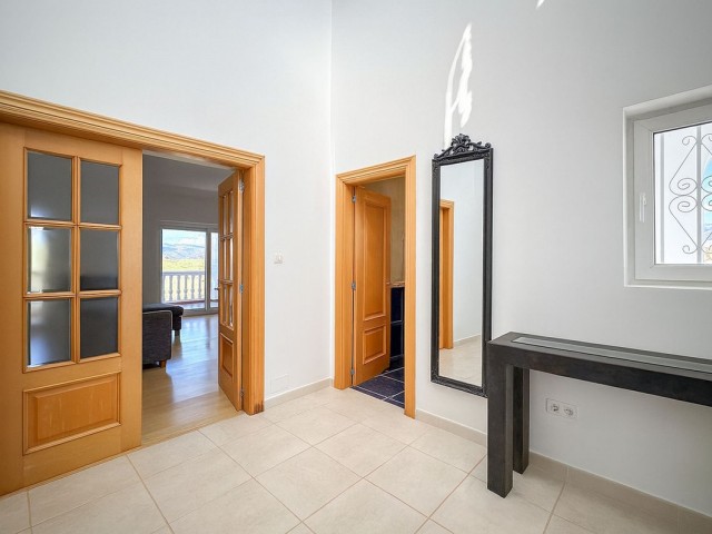 Villa avec 4 Chambres  à Cerros del Aguila
