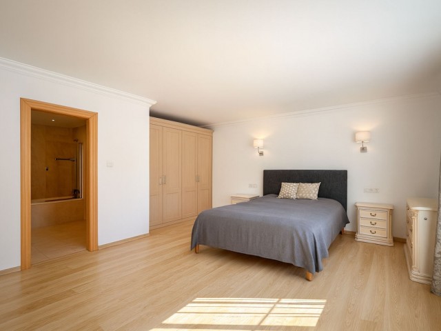 Villa avec 4 Chambres  à Cerros del Aguila