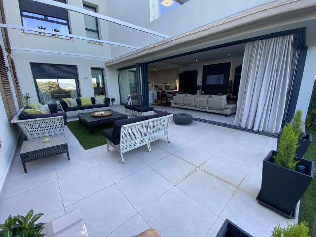 Maison mitoyenne avec 3 Chambres  à Casares Playa