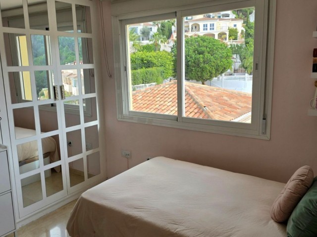 Appartement avec 3 Chambres  à Mijas