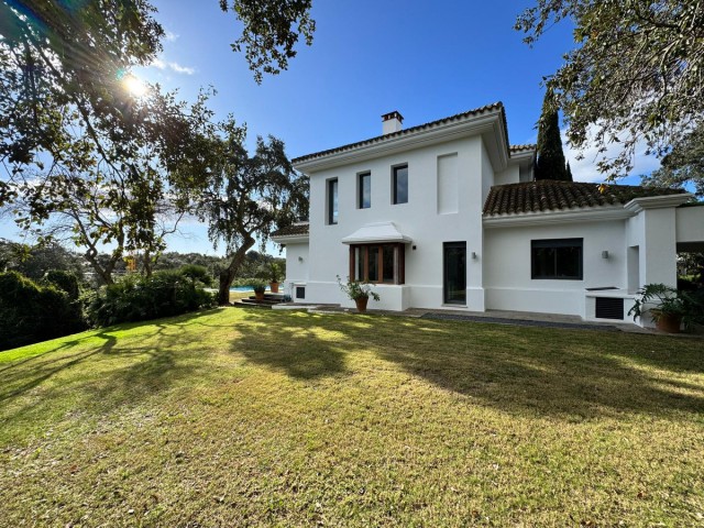 4 Makuuhuoneen Huvila Sotogrande