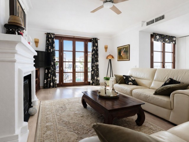 Maison mitoyenne, La Heredia, R5253883