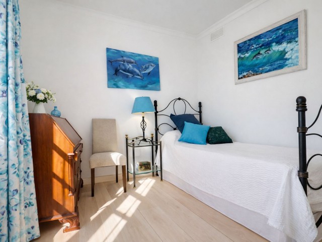 Maison mitoyenne avec 3 Chambres  à La Heredia