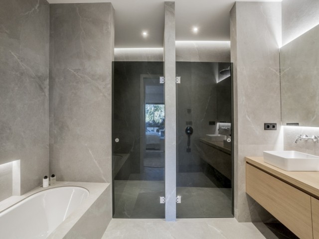 3 Bedrooms Apartment in The Golden Mile