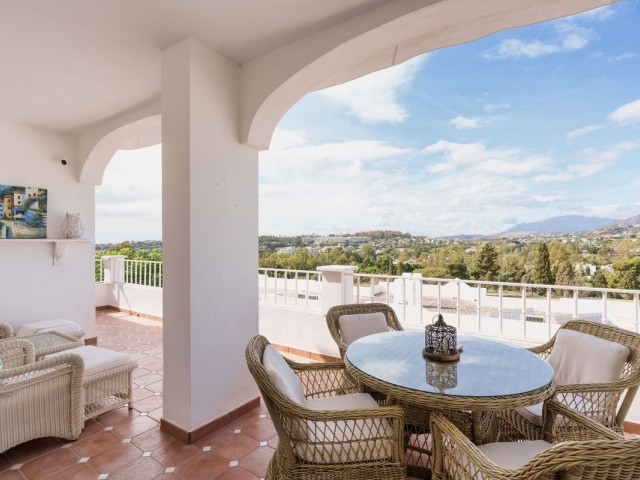 3 Bedrooms Townhouse in Nueva Andalucía