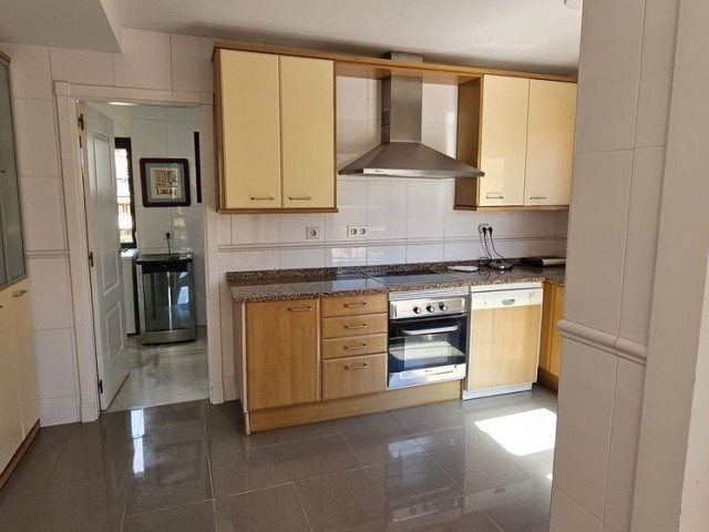Huoneisto, Hacienda del Sol, R5258671