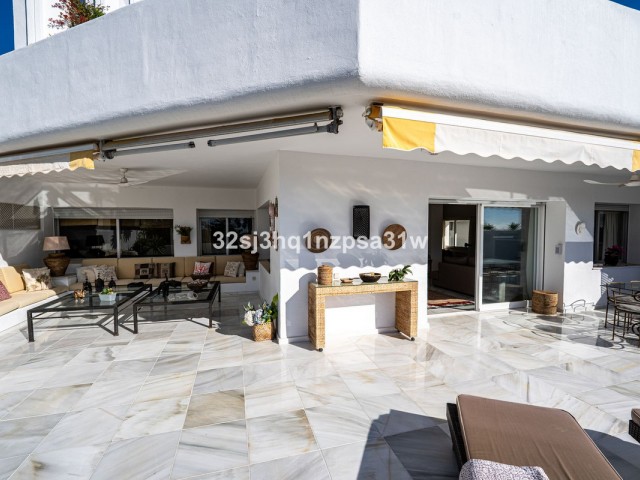 4 Soveroms Leilighet i Guadalmina Baja