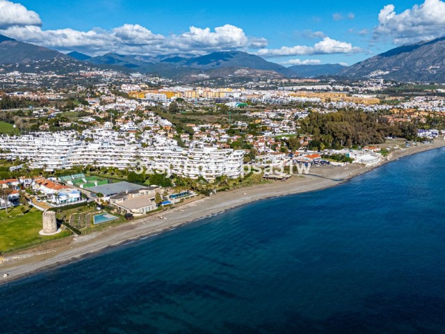 4 Soveroms Leilighet i Guadalmina Baja