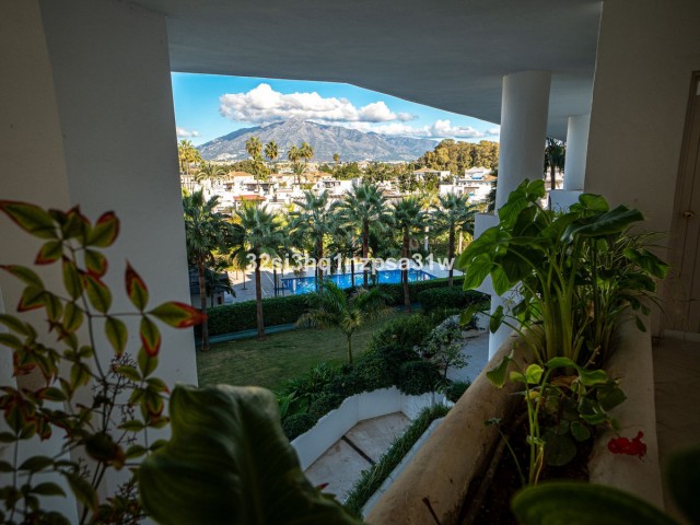 4 Soveroms Leilighet i Guadalmina Baja