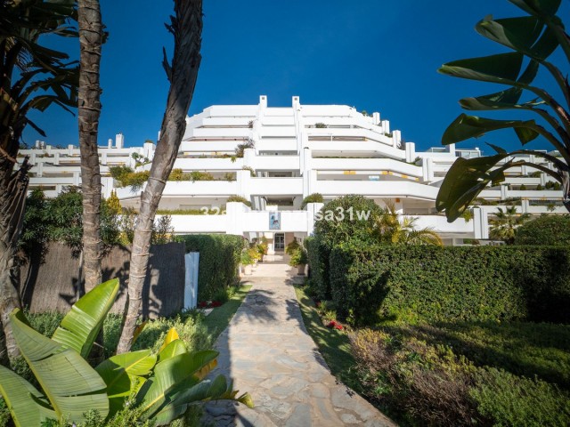 4 Soveroms Leilighet i Guadalmina Baja
