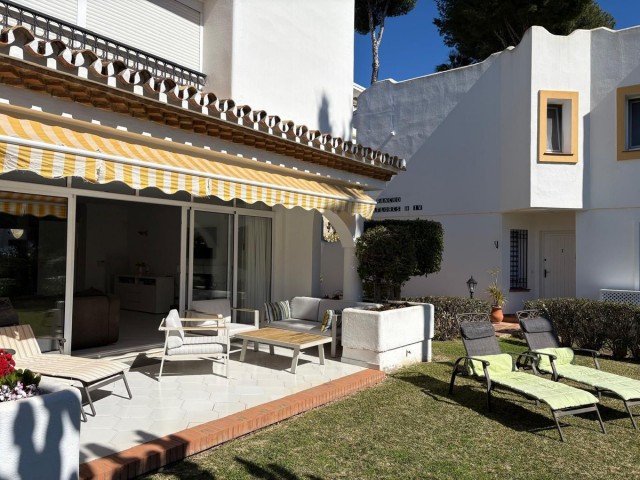 Villa, Miraflores, R5259439