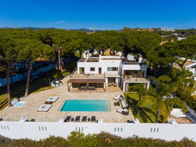 Villa avec 8 Chambres  à Artola