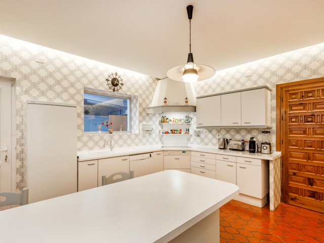 Villa avec 5 Chambres  à Los Monteros