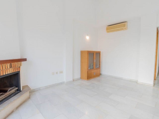Townhouse, Torreblanca, R5254993
