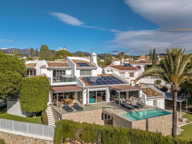 5 Schlafzimmer Villa in Las Chapas