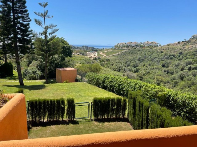 3 Bedrooms Townhouse in Benahavís