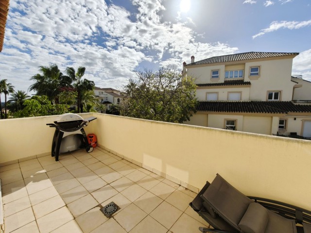 3 Soveroms Leilighet i San Roque Club