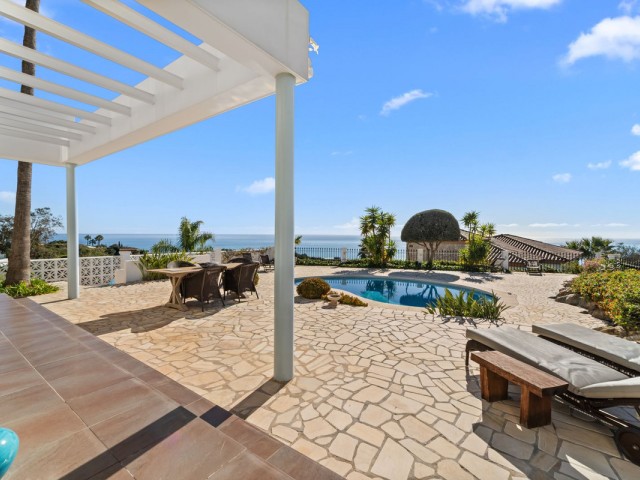 4 Bedrooms Villa in Benalmadena