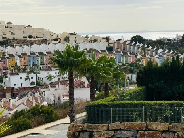 5 Bedrooms Villa in Casares