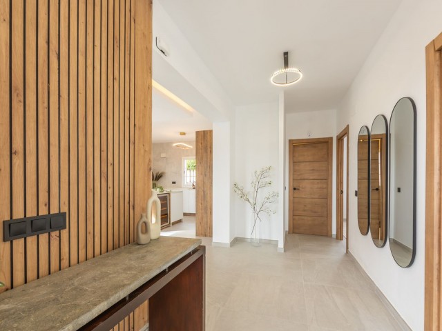 3 Bedrooms Villa in La Duquesa