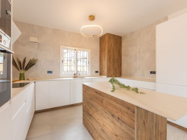 3 Bedrooms Villa in La Duquesa