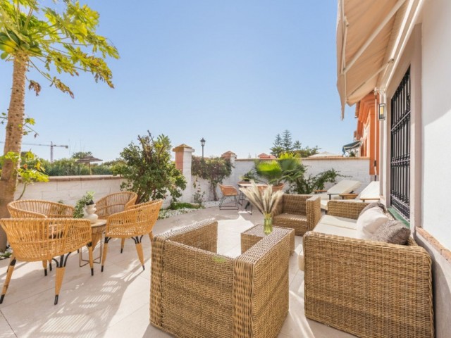 3 Bedrooms Villa in La Duquesa