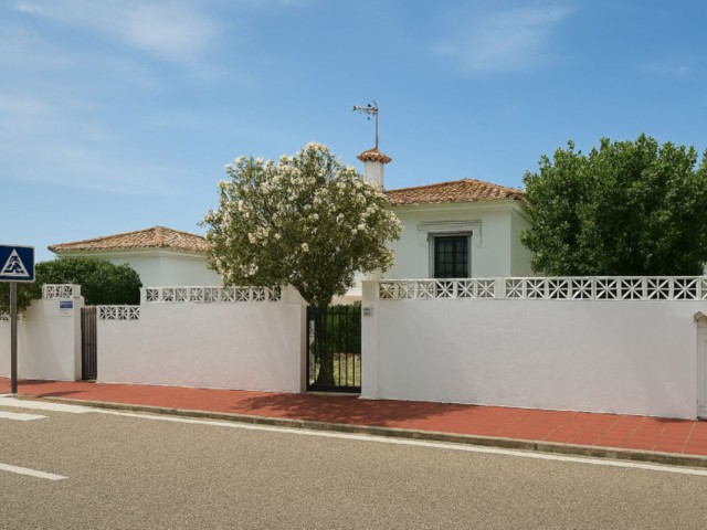 2 Soveroms Villa i La Duquesa