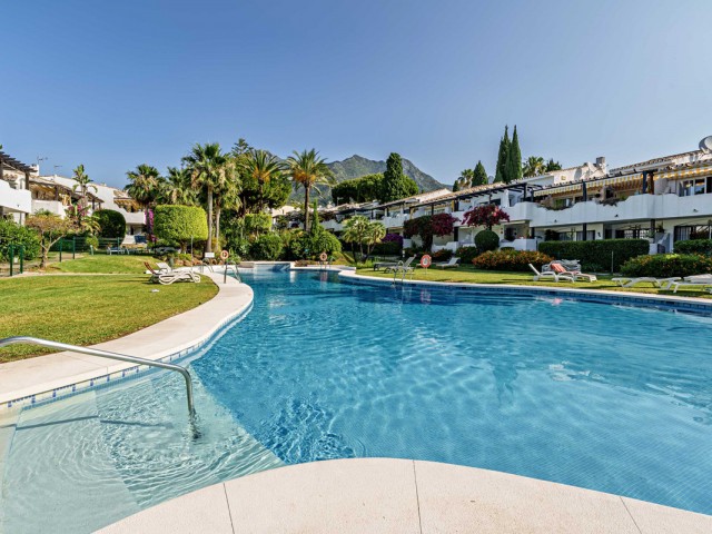 3 Bedrooms Apartment in Sierra Blanca