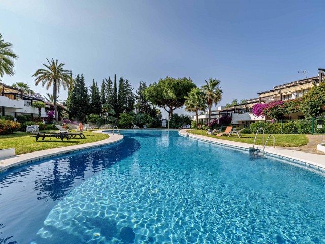 Appartement, Sierra Blanca, R5070676