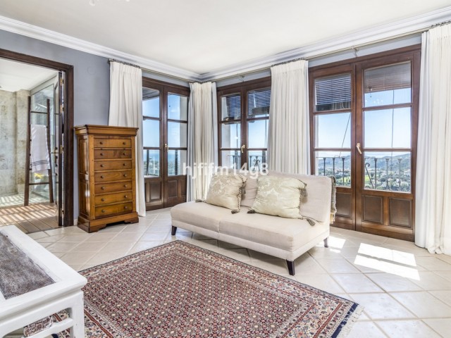 Maison mitoyenne avec 3 Chambres  à La Heredia
