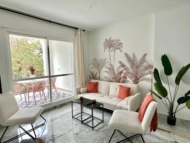 Apartment, San Pedro de Alcántara, R5274433