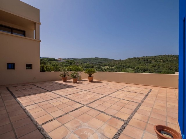6 Bedrooms Villa in Sotogrande