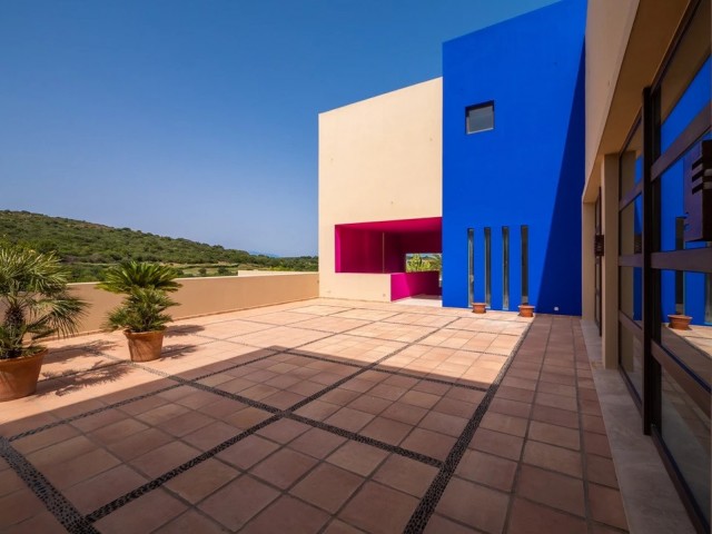 6 Bedrooms Villa in Sotogrande