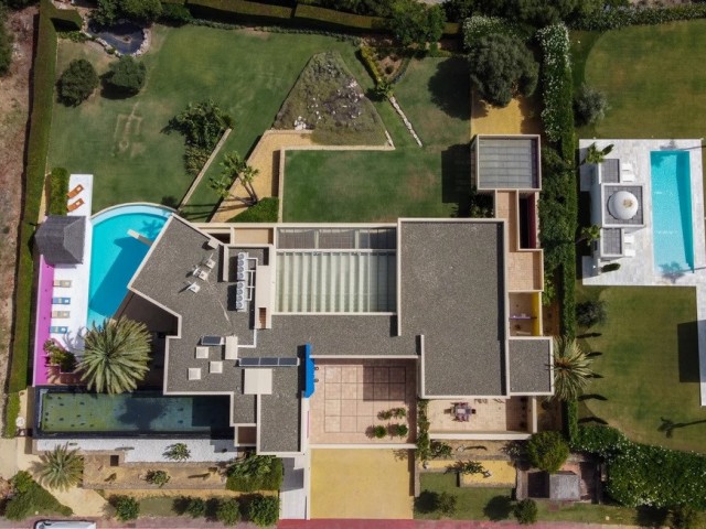 6 Bedrooms Villa in Sotogrande