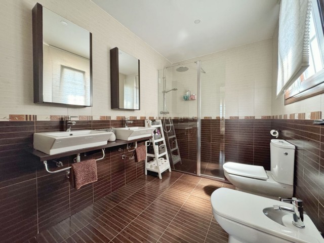 Villa avec 3 Chambres  à Sierrezuela