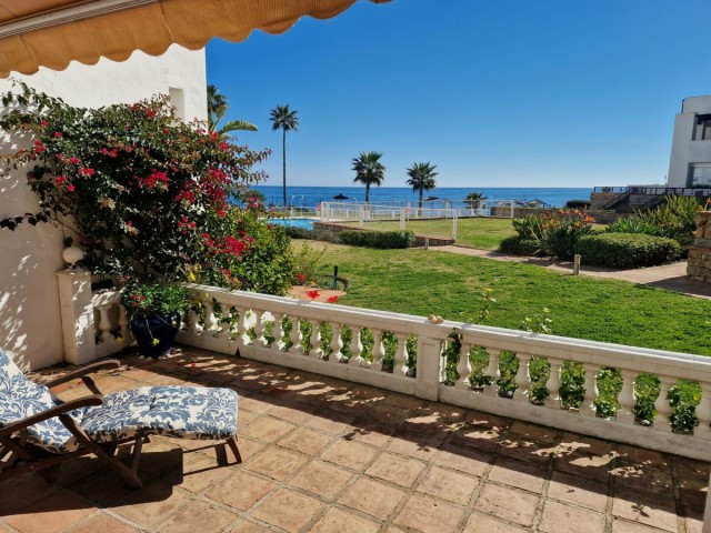 2 Bedrooms Townhouse in Casares Playa