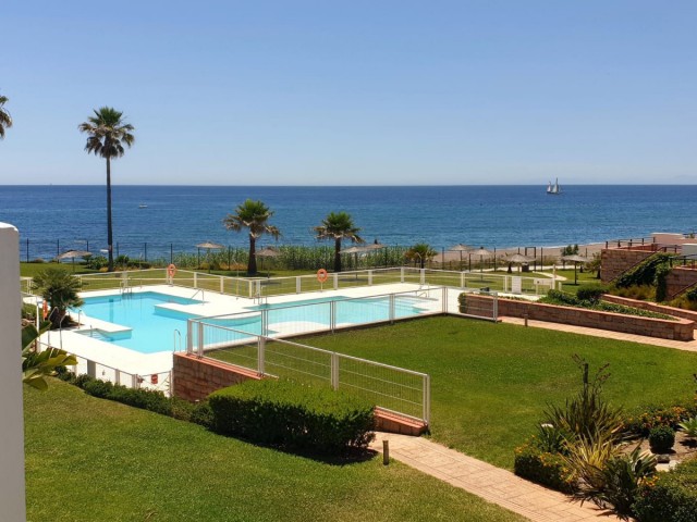 2 Bedrooms Townhouse in Casares Playa